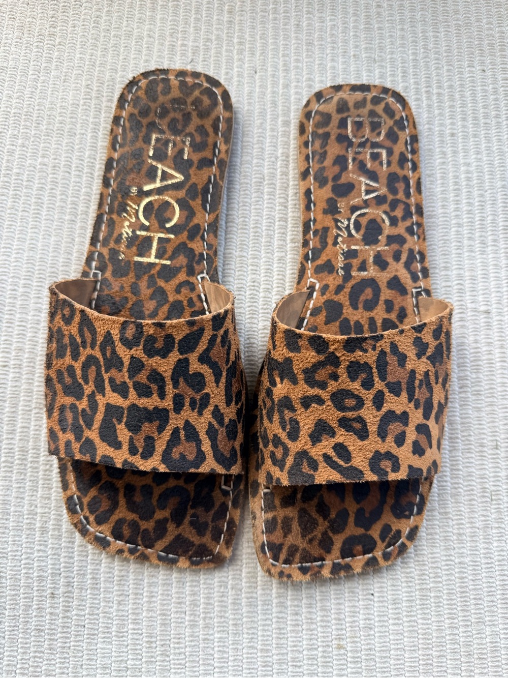 Beach by Matisse Leopard Slide Sandals 8M Genuine Suede Square Toe